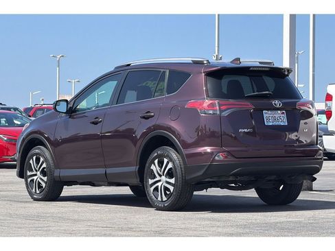 Used 2018 Toyota RAV4 LE w/ All Weather Liner Package FWD image 6