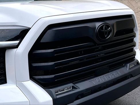 Used 2024 Toyota Tundra SR5 w/ SR5 Premium Package AWD/4WD image 29