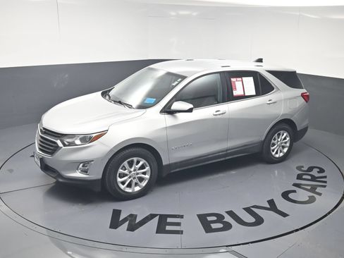 Used 2018 Chevrolet Equinox LT FWD image 27
