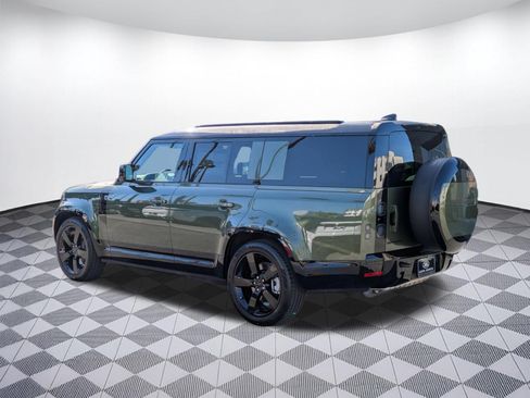 New 2026 Land Rover Defender 130 X-Dynamic SE AWD/4WD image 3