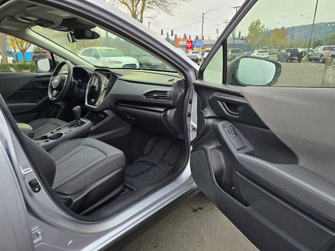 Used 2024 Subaru Crosstrek 2.0i Premium image 13