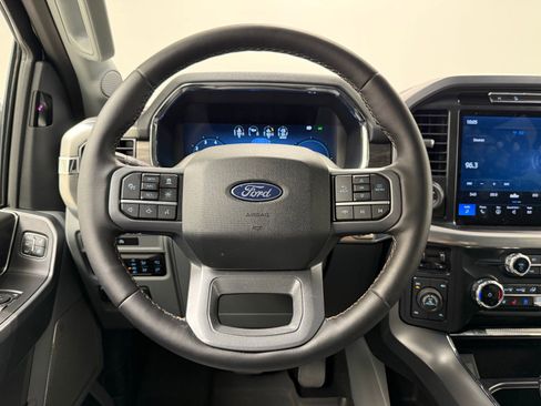 Used 2025 Ford F150 Lariat w/ Equipment Group 501A Mid AWD/4WD image 22
