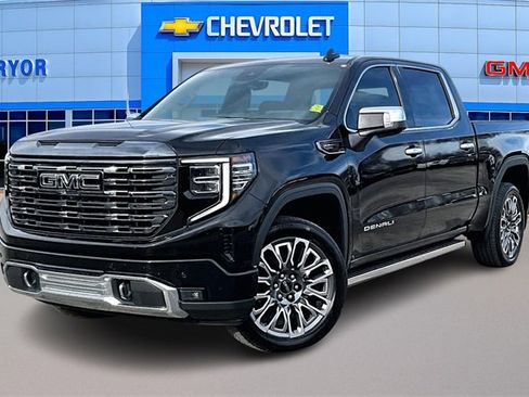 Used 2024 GMC Sierra 1500 Denali Ultimate image 3
