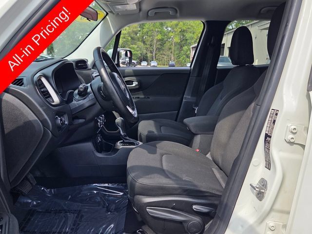 Used 2016 Jeep Renegade Latitude FWD image 9