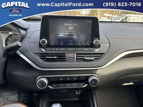 Used 2019 Nissan Altima 2.5 SR image 25