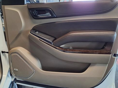 Used 2019 Chevrolet Tahoe LT AWD/4WD image 14
