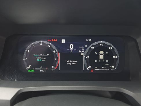 Used 2025 Toyota Tacoma Limited AWD/4WD image 19