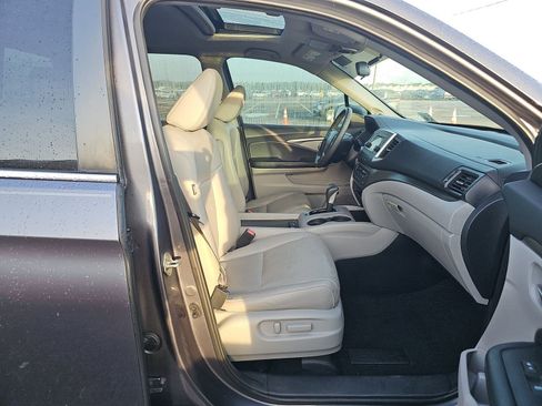 Used 2019 Honda Ridgeline RTL image 10