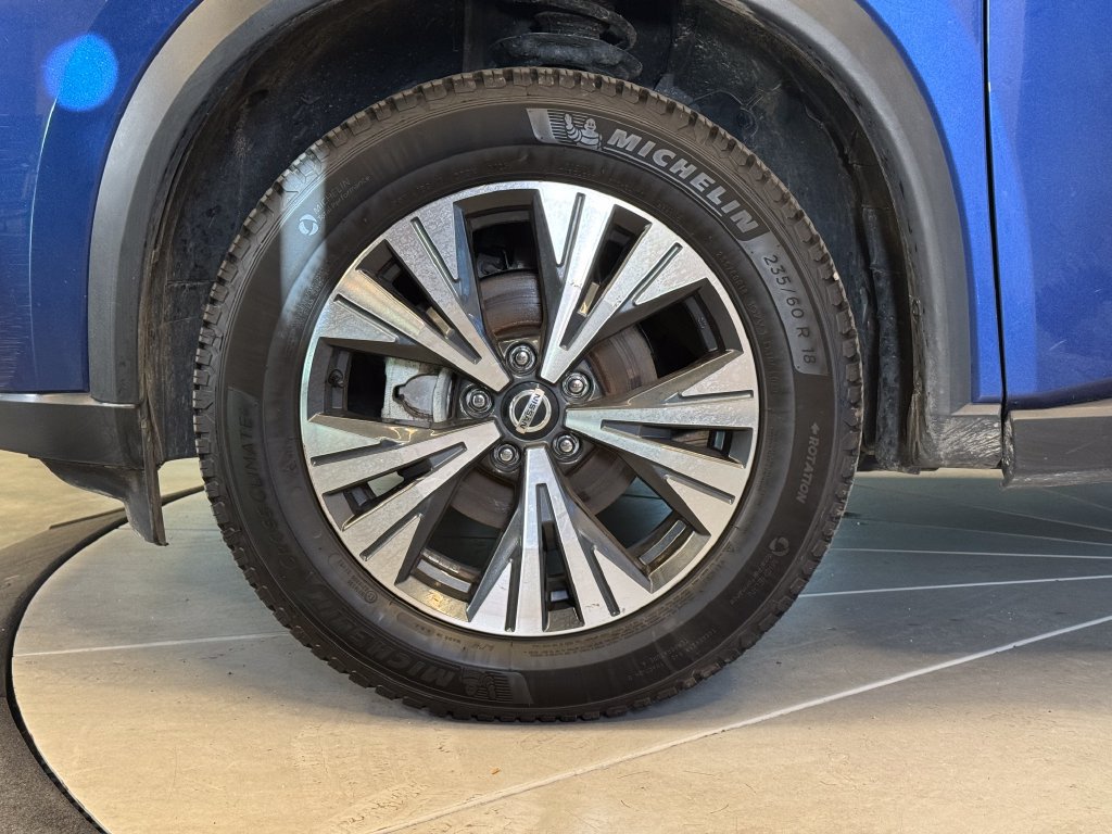 Used 2021 Nissan Rogue SV AWD/4WD image 25