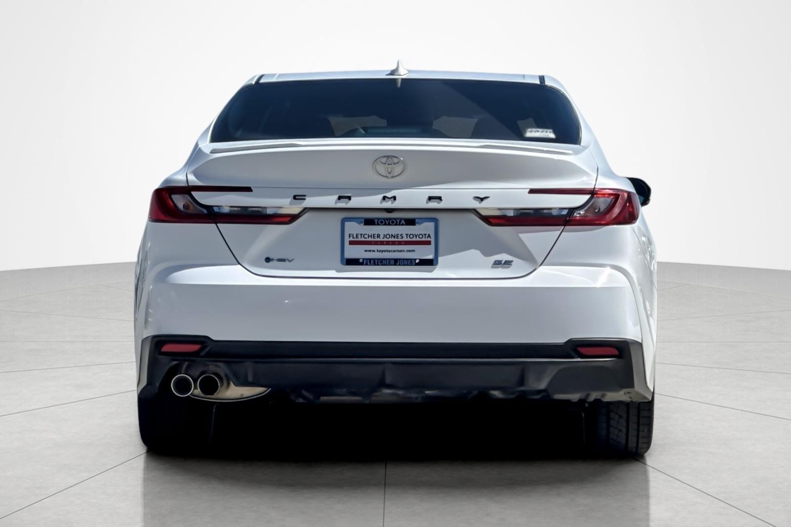 Certified 2025 Toyota Camry SE FWD image 4