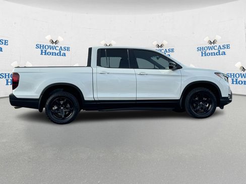Used 2022 Honda Ridgeline Black Edition image 9