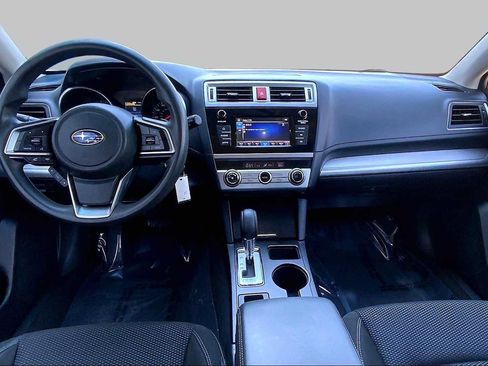 Used 2018 Subaru Outback 2.5i AWD/4WD image 15