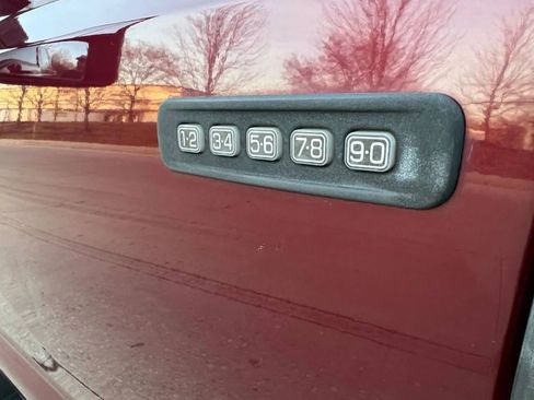 Used 2008 Ford F250 XLT image 27