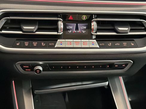 Used 2023 BMW X5 xDrive40i w/ Premium Package AWD/4WD image 21
