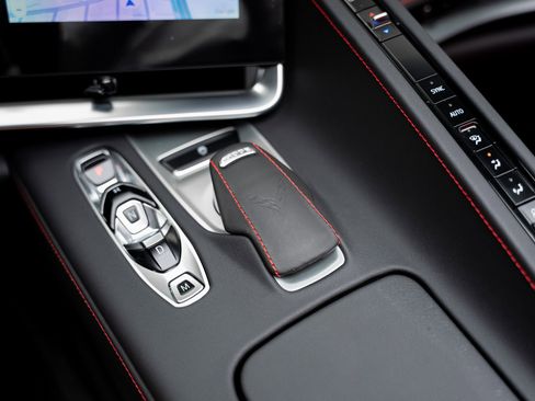 Used 2025 Chevrolet Corvette Stingray Convertible w/ 1LT image 53