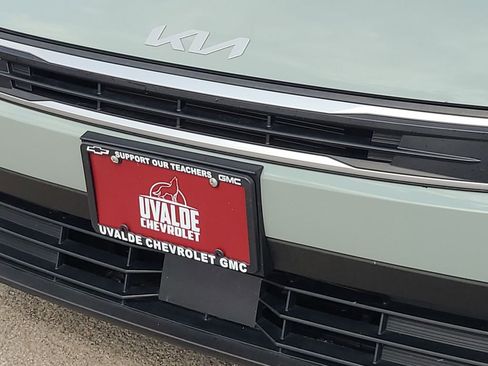 Used 2025 Kia K4 LXS FWD image 32