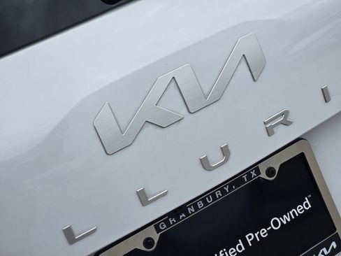 Used 2024 Kia Telluride SX Prestige X-Pro image 8