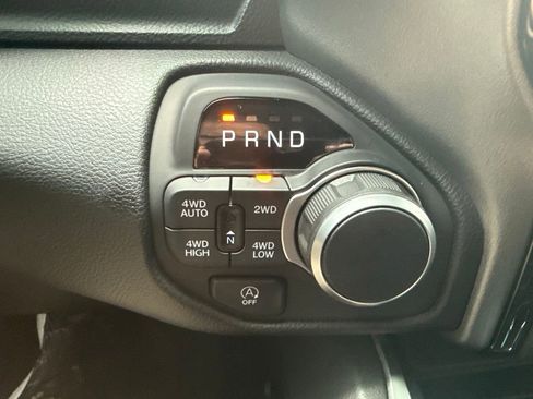 Used 2025 RAM 1500 Big Horn AWD/4WD image 23