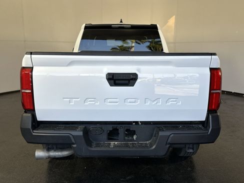 Used 2025 Toyota Tacoma SR image 10