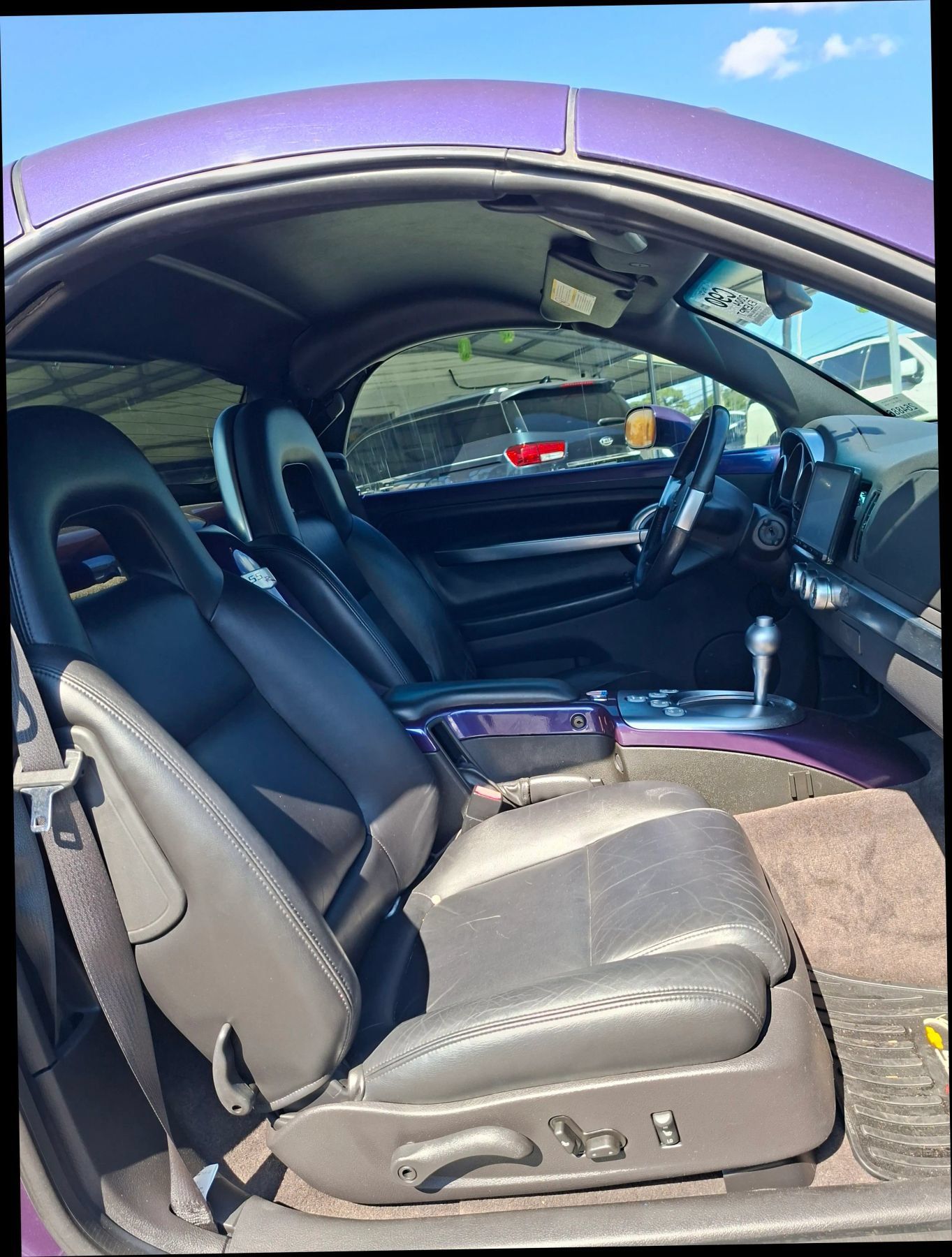 Used 2004 Chevrolet SSR w/ Preferred Equipment Group RWD image 8