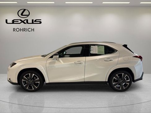 Used 2025 Lexus UX 300h AWD w/ Accessory Package (Z2) image 9