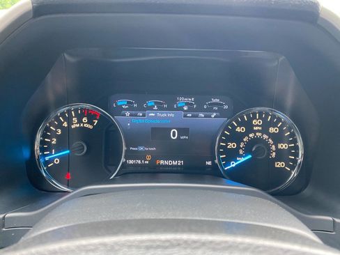 Used 2015 Ford F150 Lariat AWD/4WD image 14
