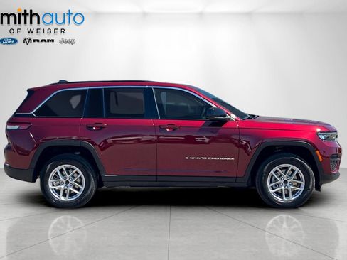 New 2026 Jeep Grand Cherokee Laredo X AWD/4WD image 4