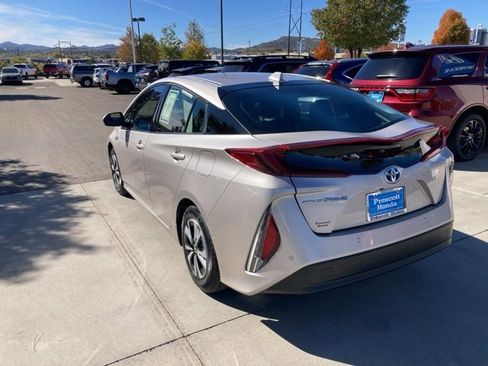 Used 2019 Toyota Prius Prime image 8