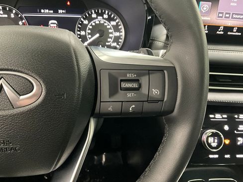 Used 2025 INFINITI QX60 Pure w/ Cargo Package image 19