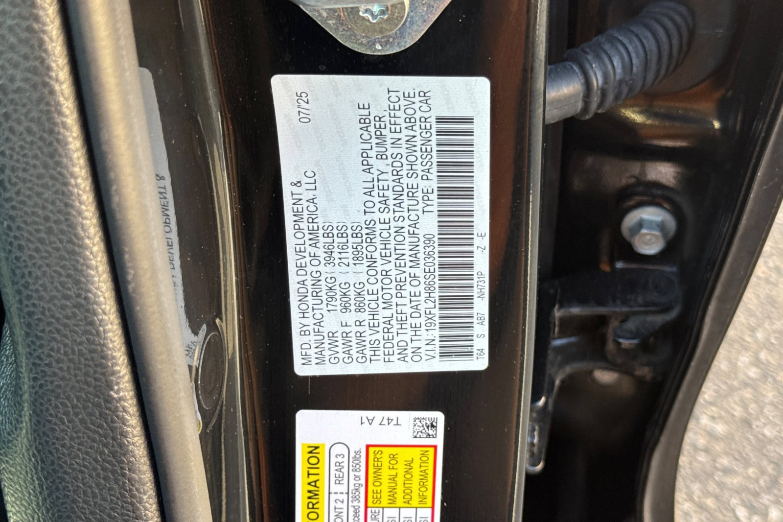 Used 2025 Honda Civic Sport image 28