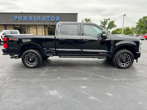 Used 2025 Ford F250 Platinum AWD/4WD image 7