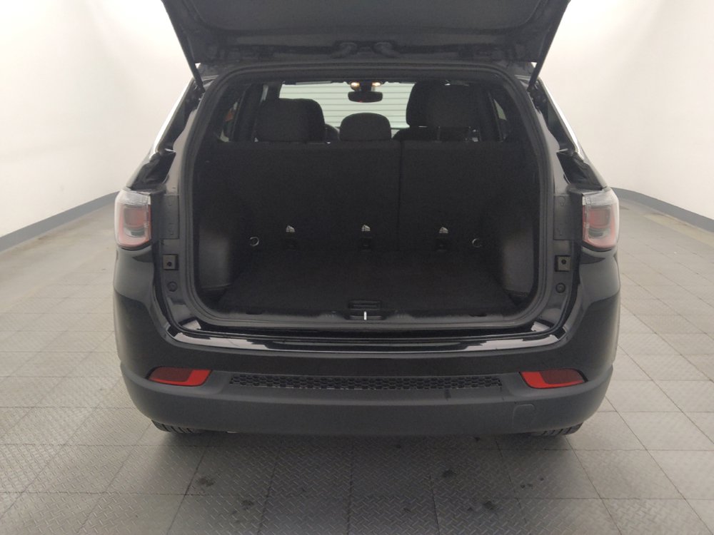 Used 2025 Jeep Compass Sport AWD/4WD image 29