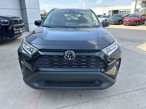 Used 2021 Toyota RAV4 XLE Premium AWD/4WD image 2