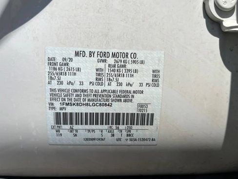 Used 2020 Ford Explorer XLT w/ Equipment Group 202A AWD/4WD image 17