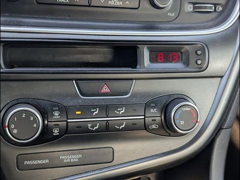 Used 2015 Kia Optima LX image 13