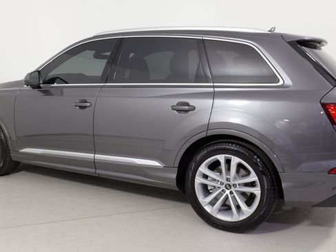 Used 2025 Audi Q7 3.0T Prestige w/ Prestige Package image 15