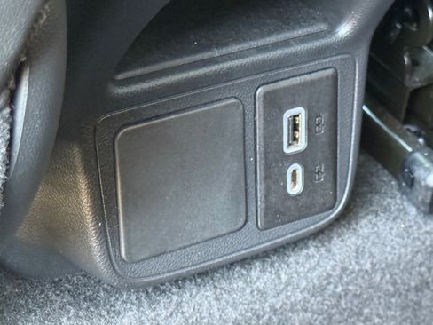 Used 2024 Buick Encore GX Preferred FWD image 25