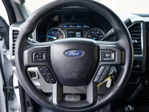 Used 2017 Ford F550 4x4 Crew Cab Super Duty image 22