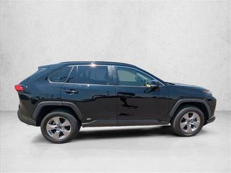 Used 2025 Toyota RAV4 XLE AWD/4WD video 4