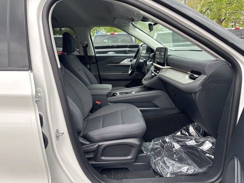 New 2026 Ford Explorer Active AWD/4WD image 14