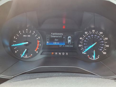 Used 2020 Ford Edge SE image 15