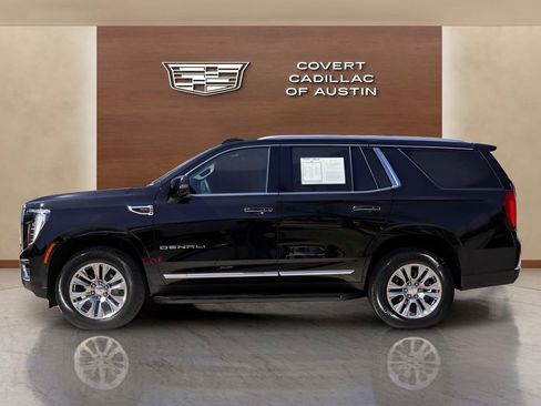 Used 2025 GMC Yukon Denali RWD image 2