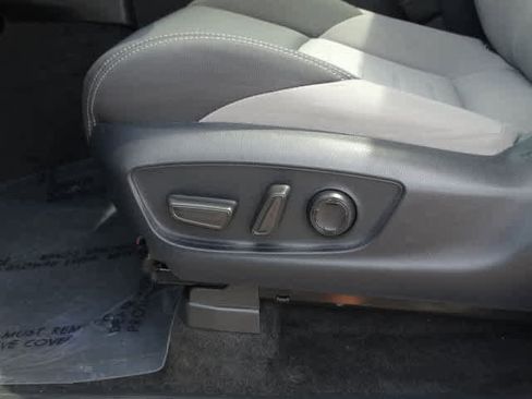 Used 2024 Toyota Tacoma TRD Off-Road w/ TRD Off Road Upgrade Package image 17