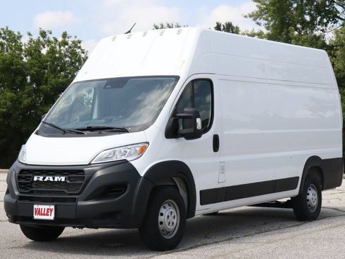 Used 2023 RAM ProMaster 3500 FWD image 5
