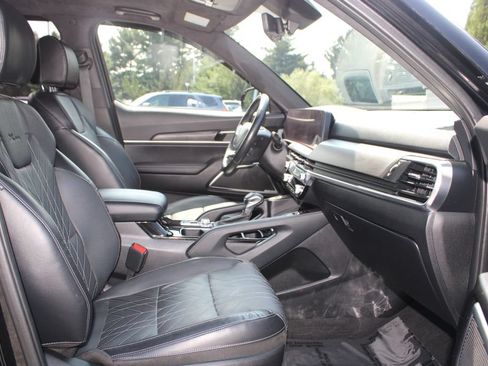 Used 2023 Kia Telluride SX Prestige X-Pro AWD/4WD image 11