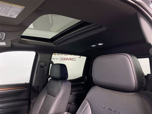 Used 2023 GMC Sierra 1500 Denali w/ Denali Reserve Package image 22