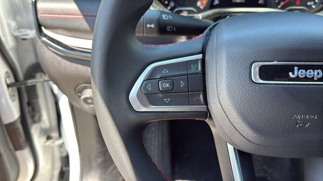 Used 2024 Jeep Compass Trailhawk AWD/4WD image 15