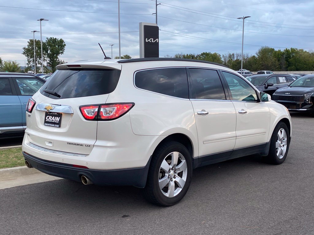 Used 2015 Chevrolet Traverse LTZ AWD/4WD image 7