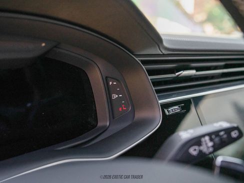 Used 2023 Audi RS Q8 image 26