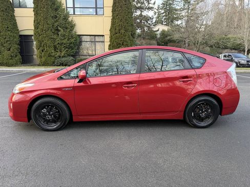 Used 2012 Toyota Prius Four image 9